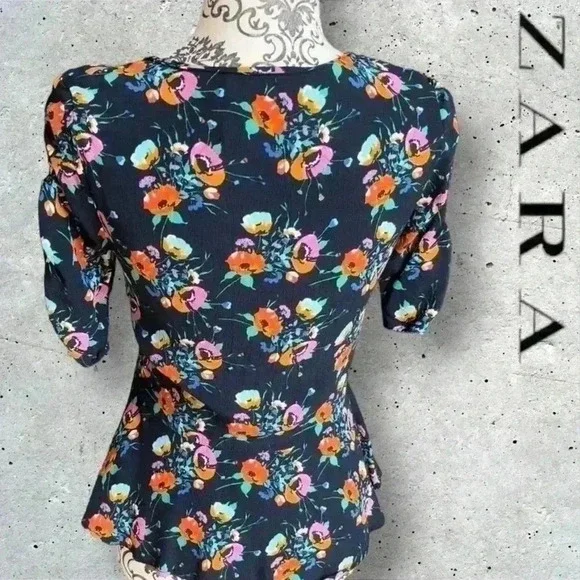 ZARA Trafaluc Floral  Top - Picture 7 of 13